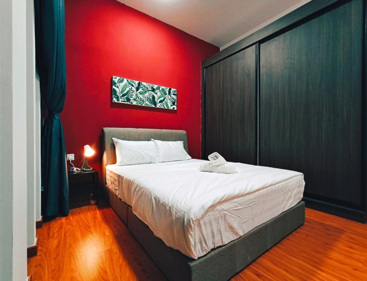 New Georgetown Stylist 2Br Homestay For 10Pax 无敌美景两房民宿 Beacon Executive Suite 外观 照片